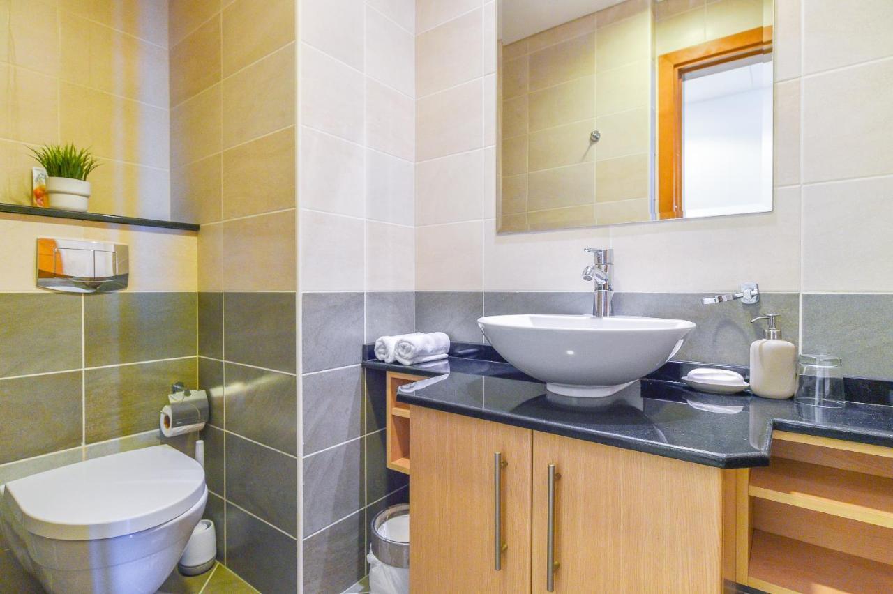 Scenic High Floor 1Br At Ocean Heights, Dubai Marina By Maxx Value Homes Eksteriør billede